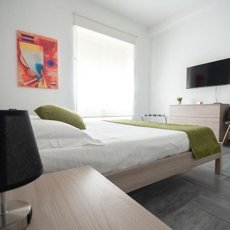 Casa Vacanze Family House Posizione Centralissima Civitavecchia Ngoại thất bức ảnh