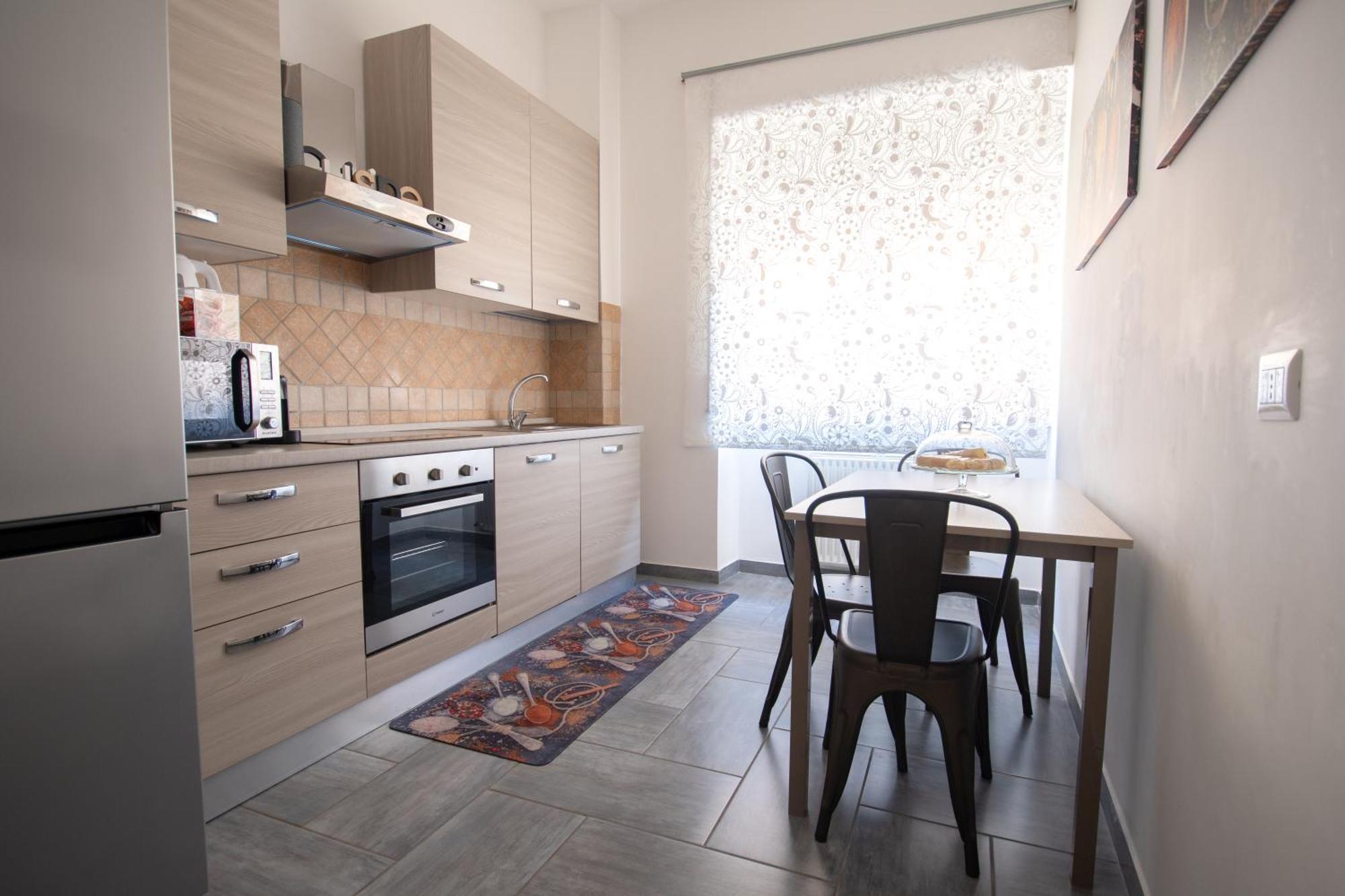 Casa Vacanze Family House Posizione Centralissima Civitavecchia Ngoại thất bức ảnh